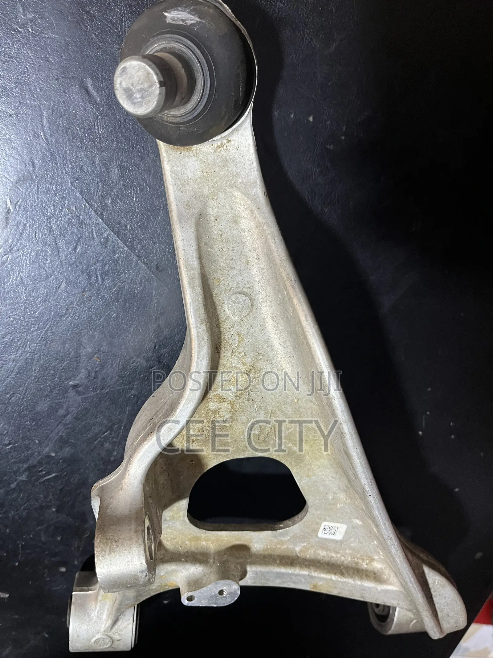 Mitsubishi Outlander 2022-2025 Back Upper Arm