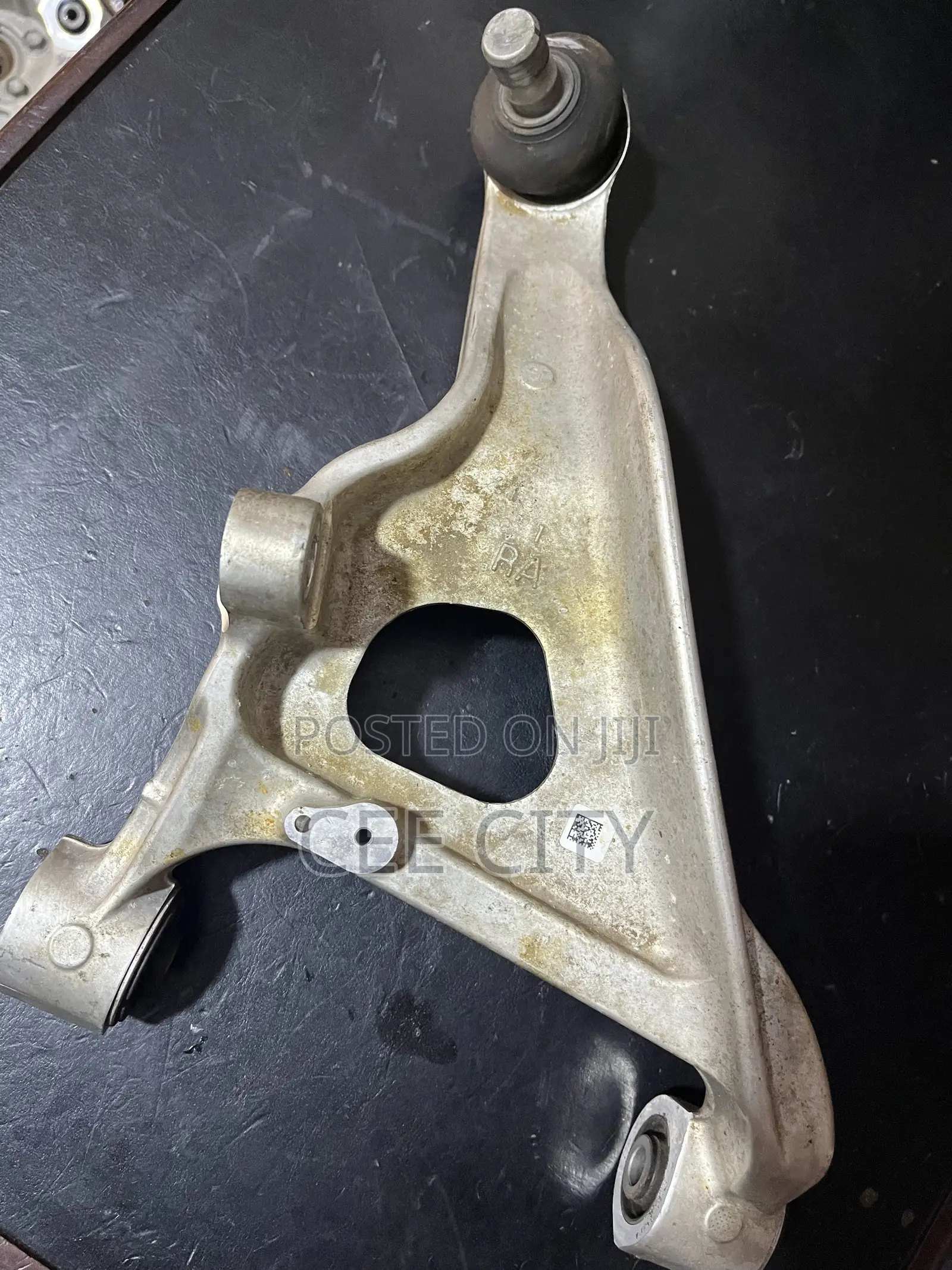 Mitsubishi Outlander 2022-2025 Back Upper Arm