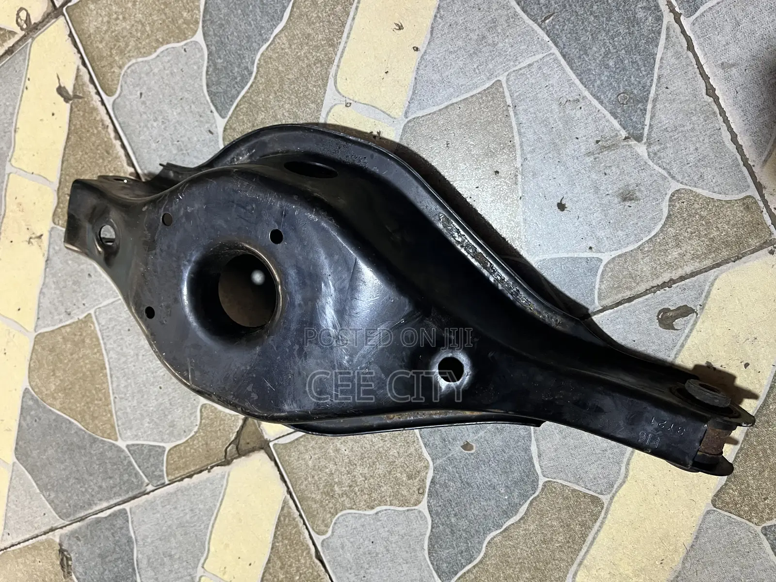 Mitsubishi Outlander 2022-2025 Back Lower Arm