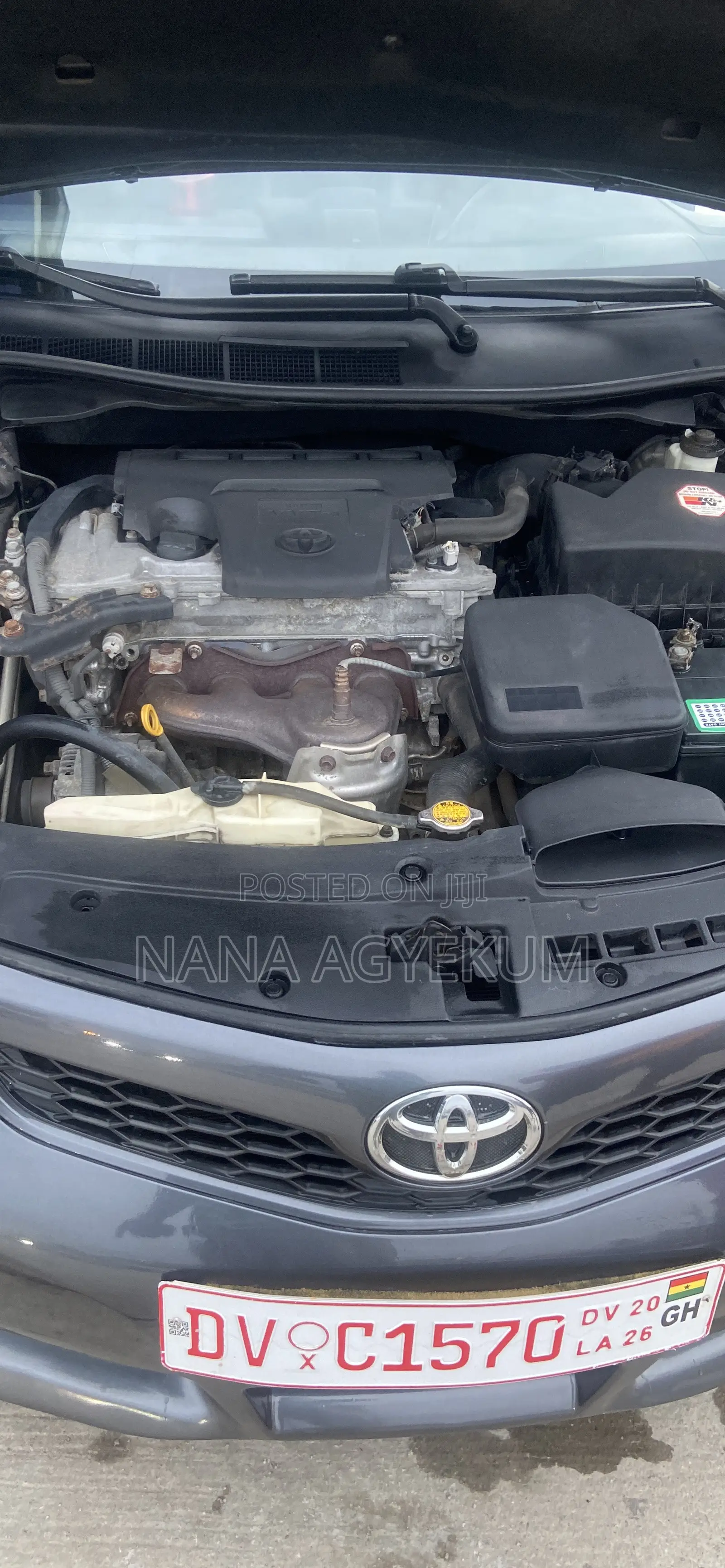 Toyota Camry SE 4dr Sedan (2.5L 4cyl 6A) 2012 Gray
