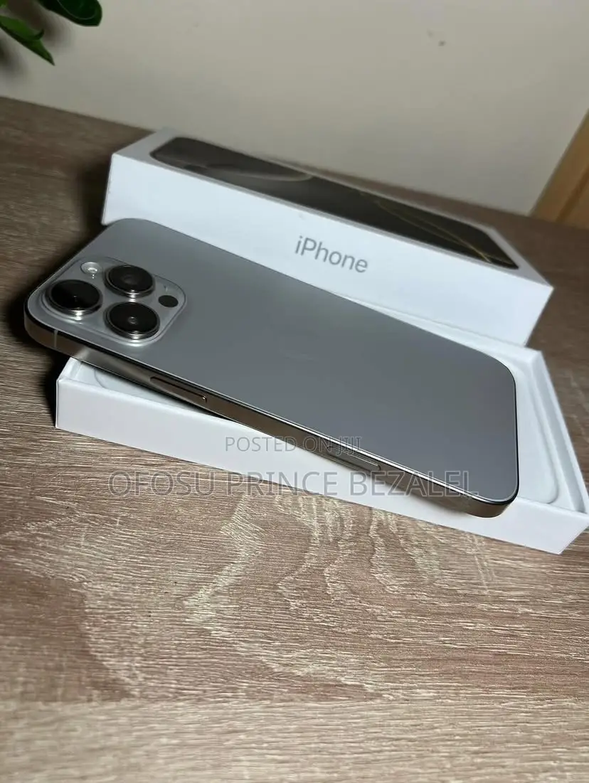 Apple iPhone 16 Pro Max 512 GB Gray
