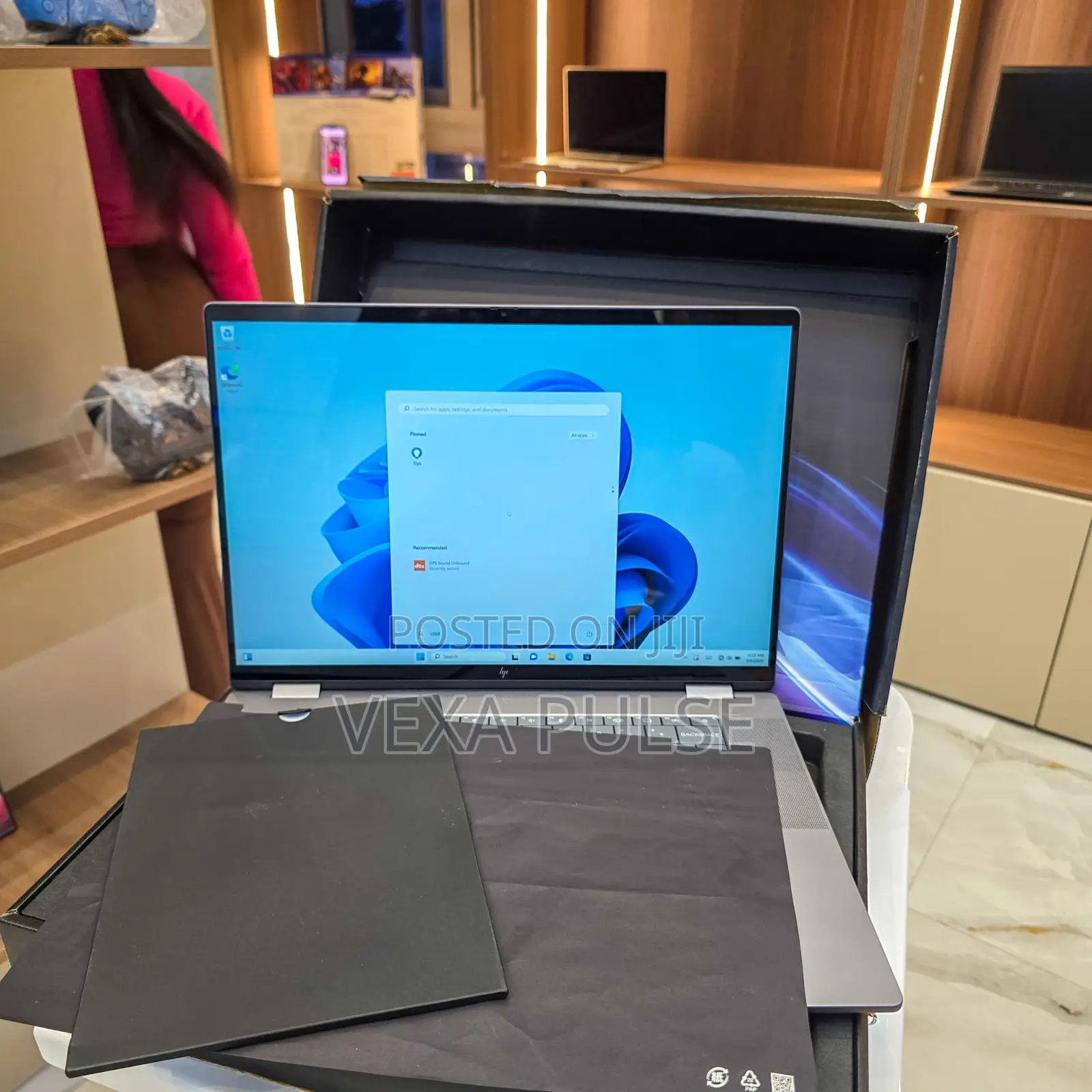 Laptop HP OmniBook X Flip 16" 16GB AMD Ryzen 5 SSD 512GB