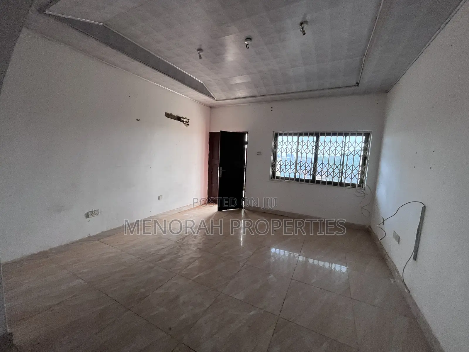 2bdrm Apartment in Adenta Commandos for rent