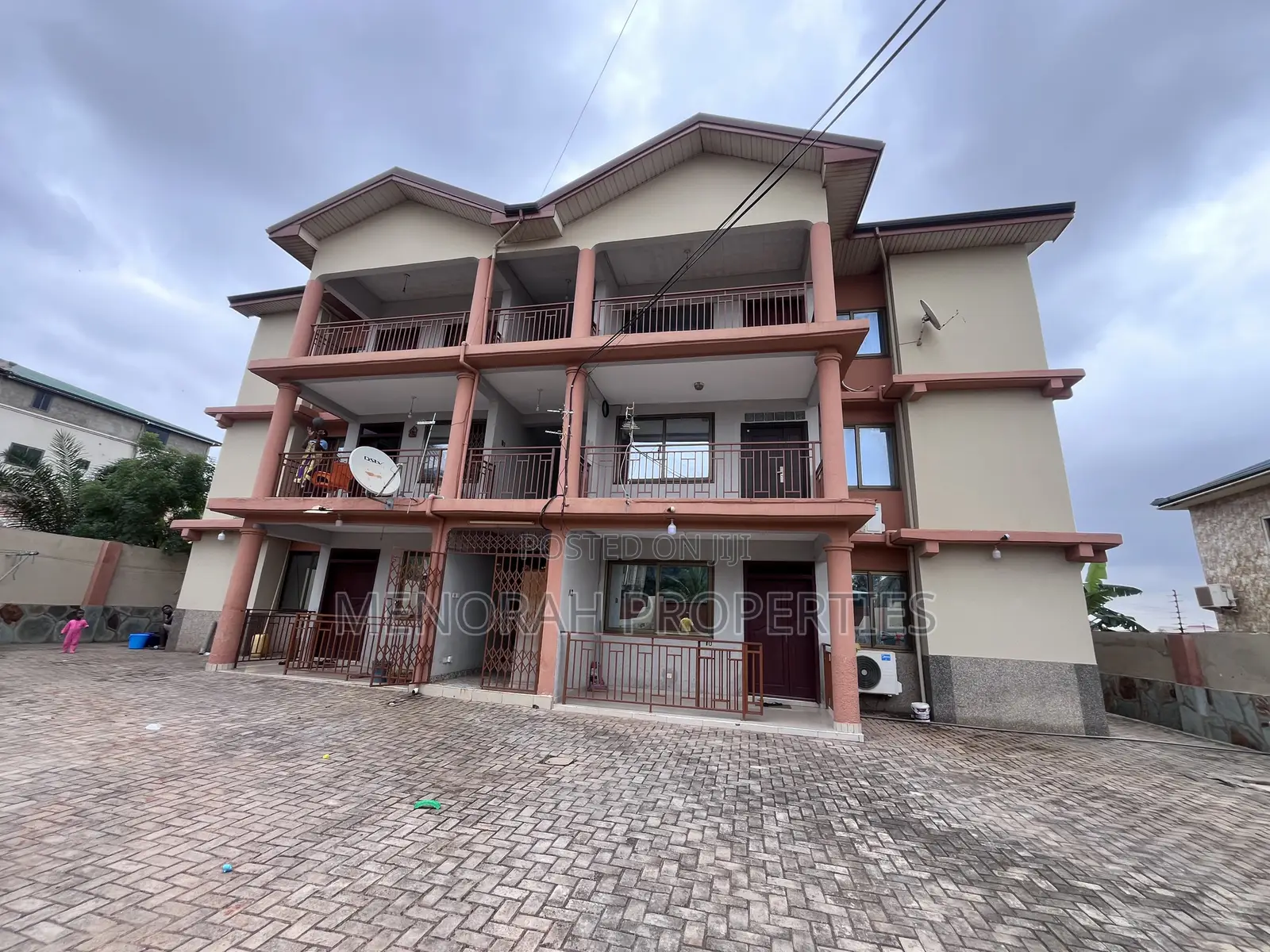 2bdrm Apartment in Adenta Commandos for rent
