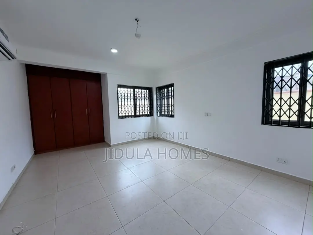 2bdrm Apartment in School Junction for rent