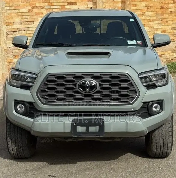 Toyota Tacoma TRD Sport Access Cab 6' Bed V6 AT 2023 Green