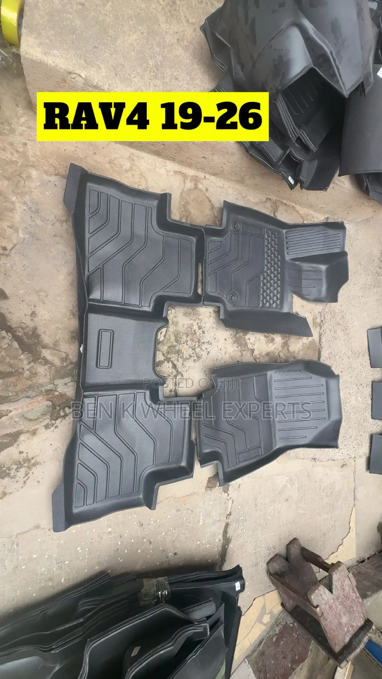 Toyota RAV4 Floor Mat (Inside Carpet)
