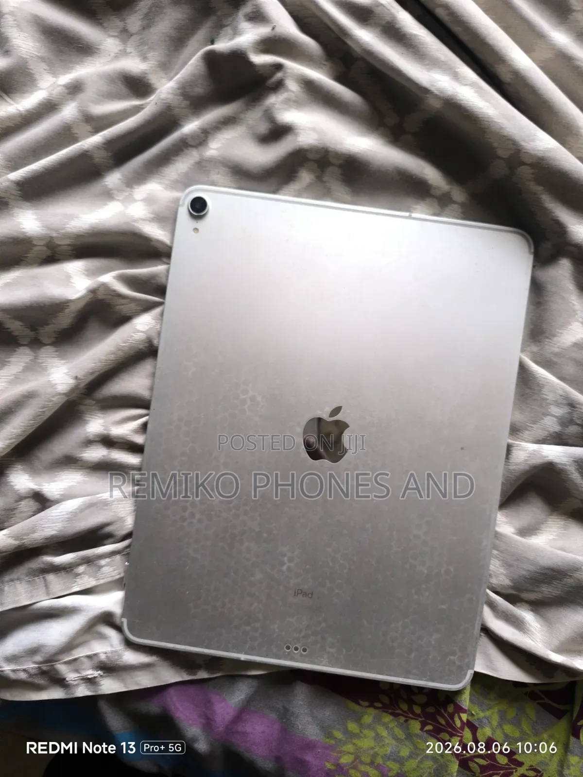 Apple iPad Pro 64 GB Gray