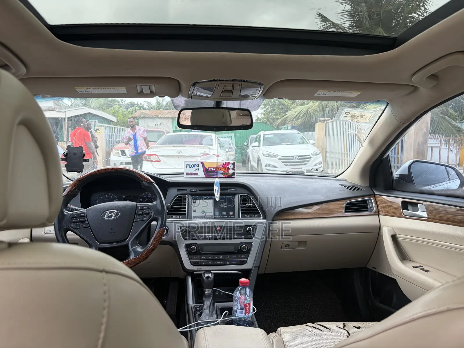 Hyundai Sonata SE 4dr Sedan (2.4L 4cyl 6A) 2015 White