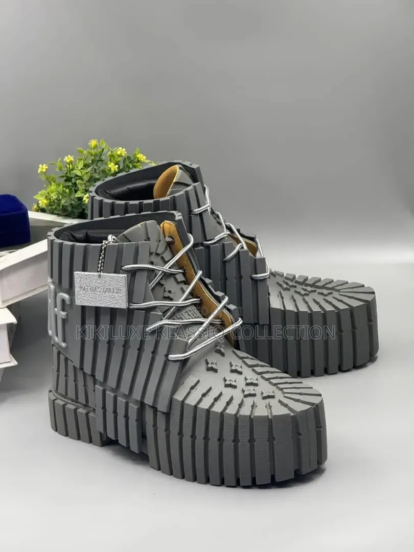 MSCH 2x4 Brutal Boots