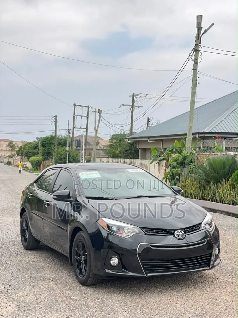 Toyota Corolla 2016 Black