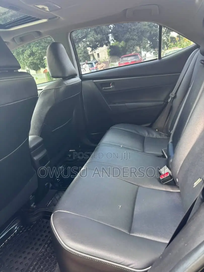Toyota Corolla 2019 Black