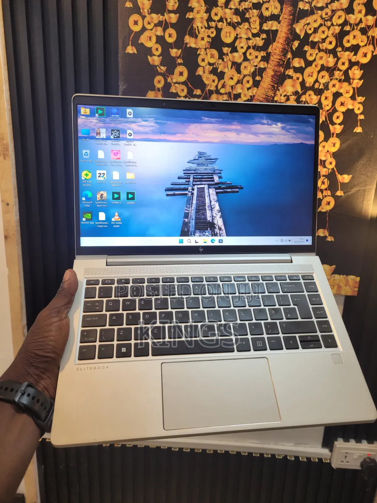 Laptop HP EliteBook 840 G7 16GB Intel Core i7 SSD 256GB