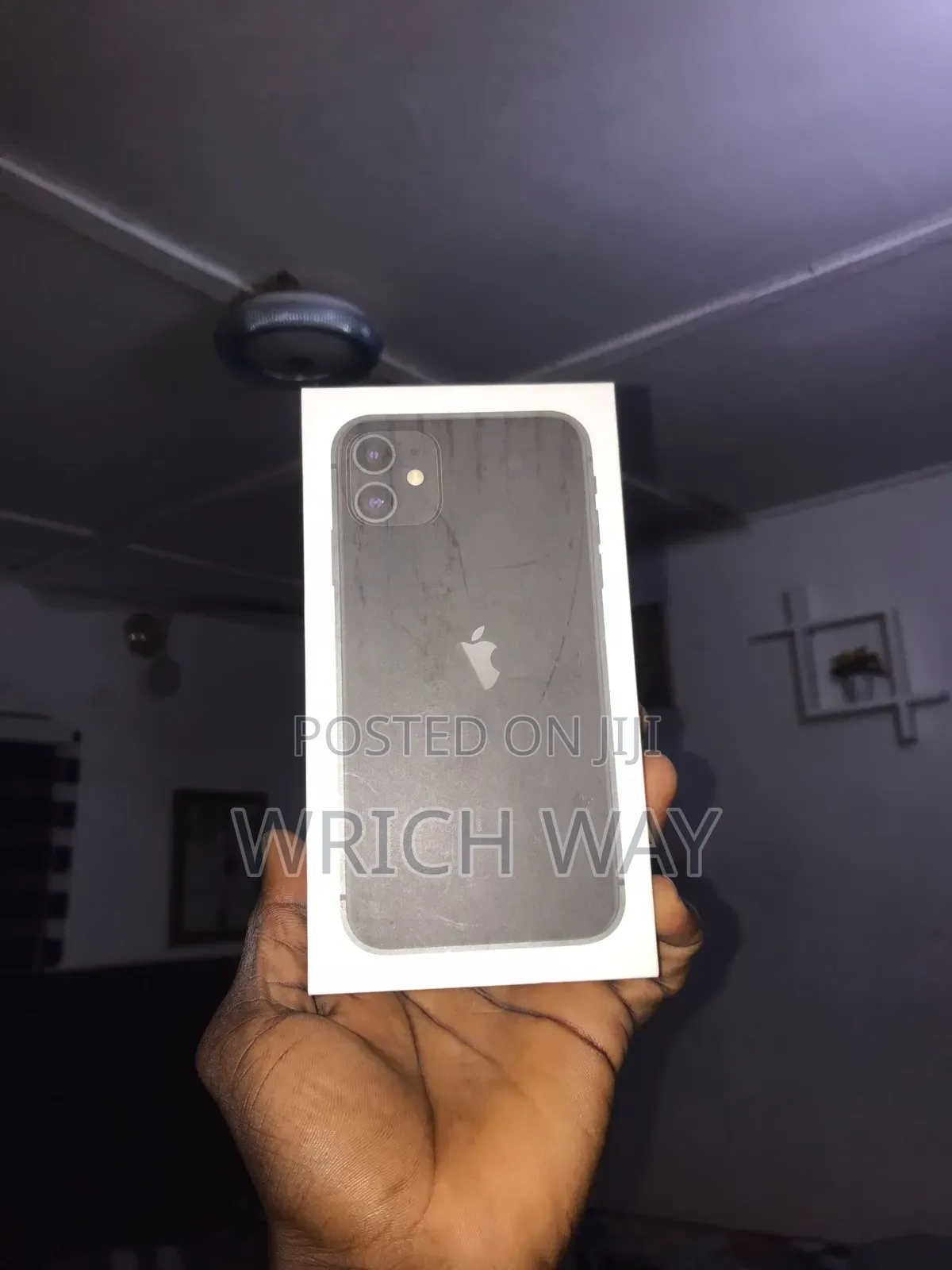 New Apple iPhone 11 128 GB Black
