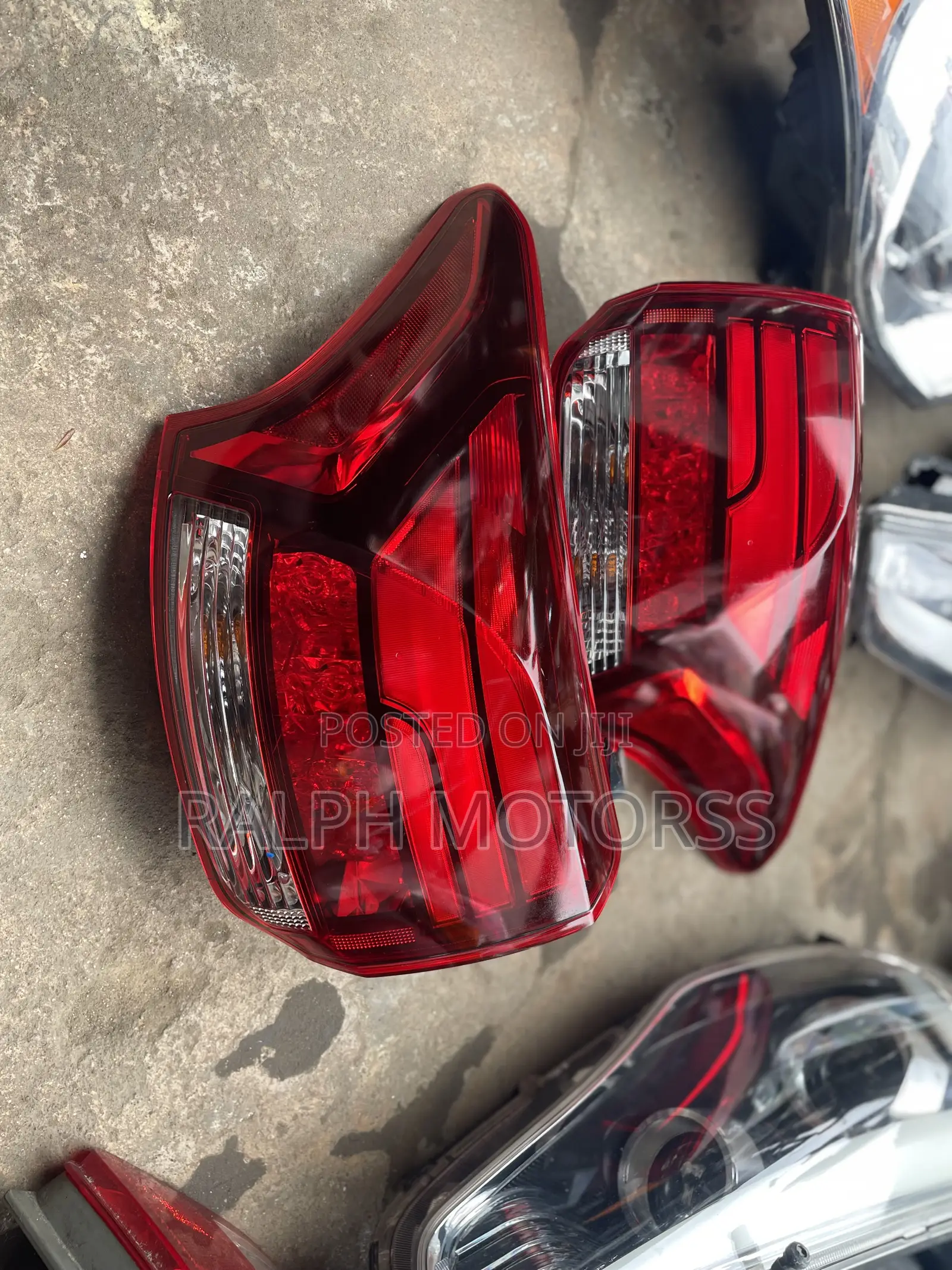Mitsubishi Outlander 2017 Taillights
