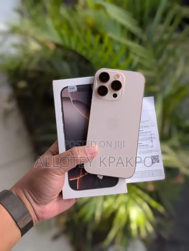 Apple iPhone 16 Pro Max 256 GB Gold