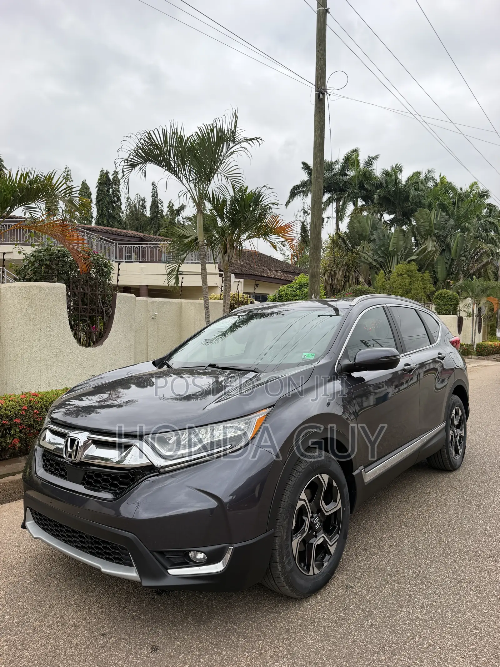 Honda CR-V Touring 4dr SUV AWD (1.5L 4cyl CVT) 2017 Gray