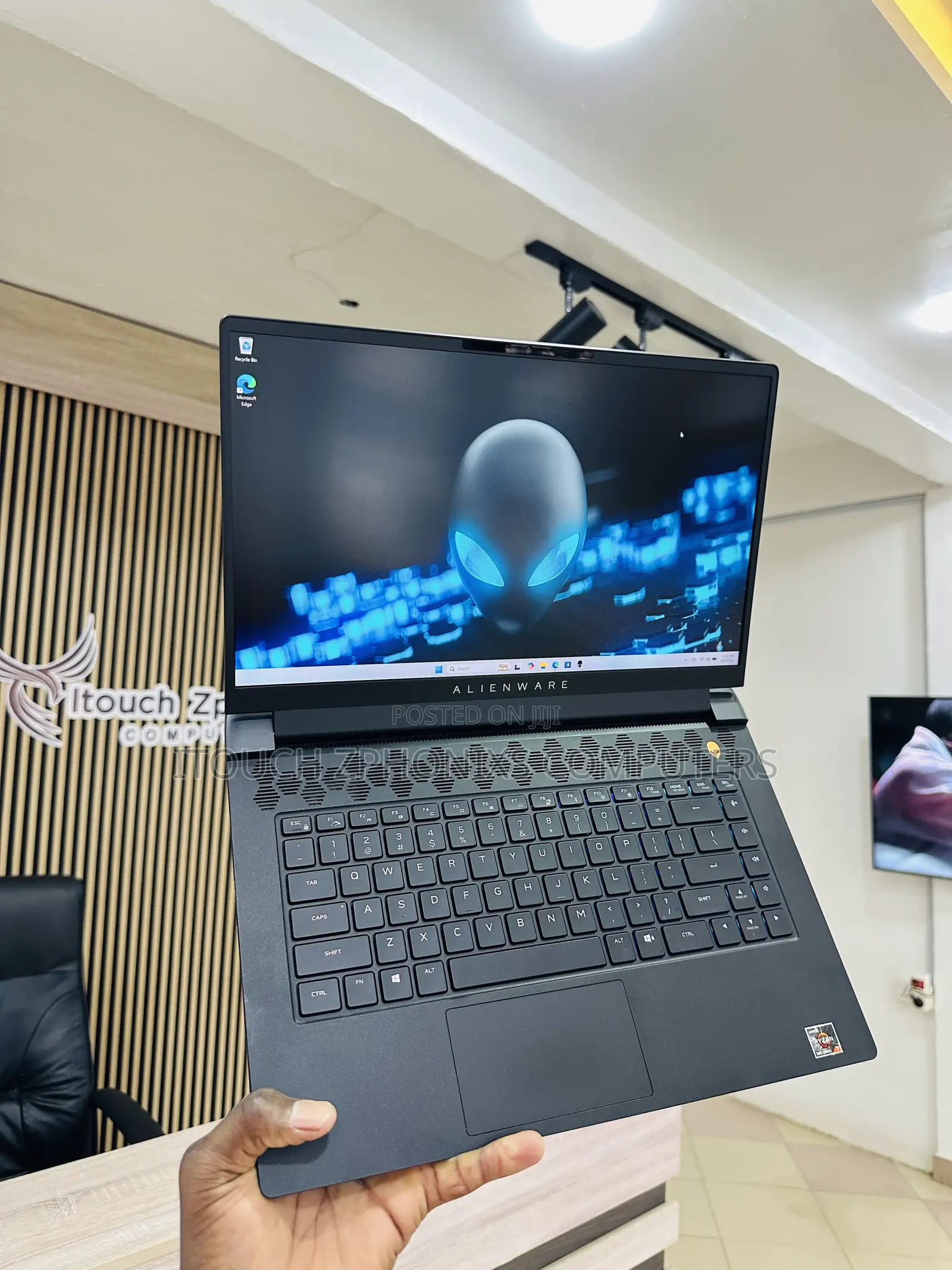 Laptop Dell Allenware M15 R5 16GB AMD Ryzen 7 SSD 512GB
