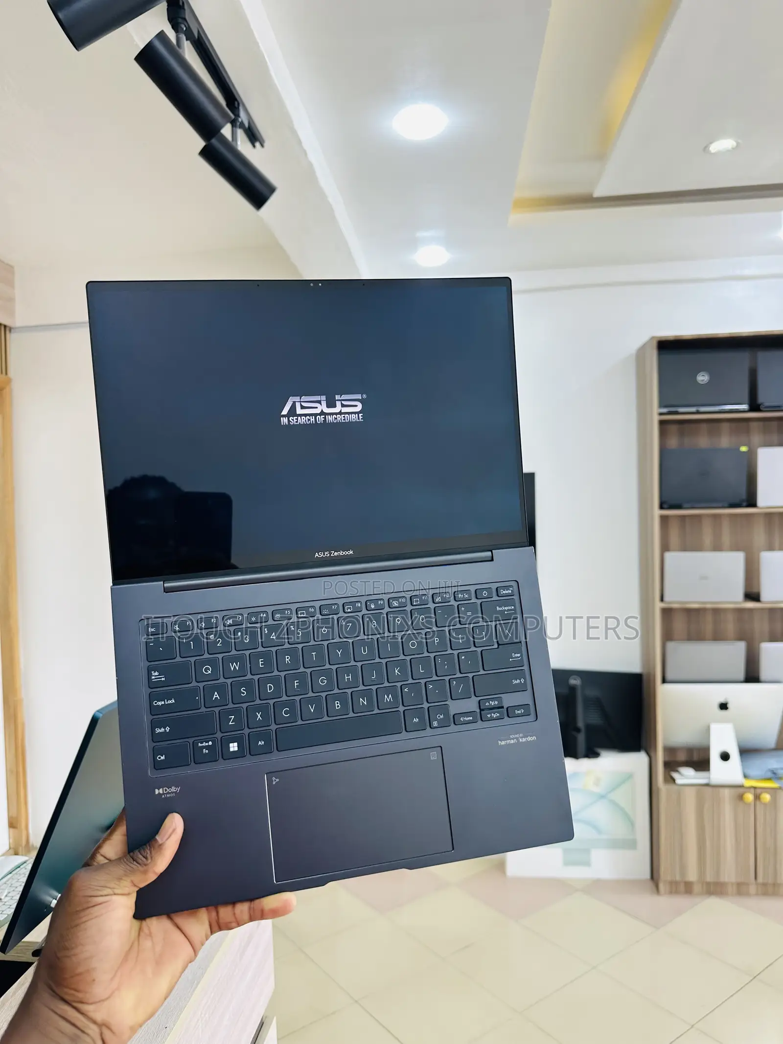 Laptop Asus Zenbook 14 8GB Intel Core i5 SSD 512GB