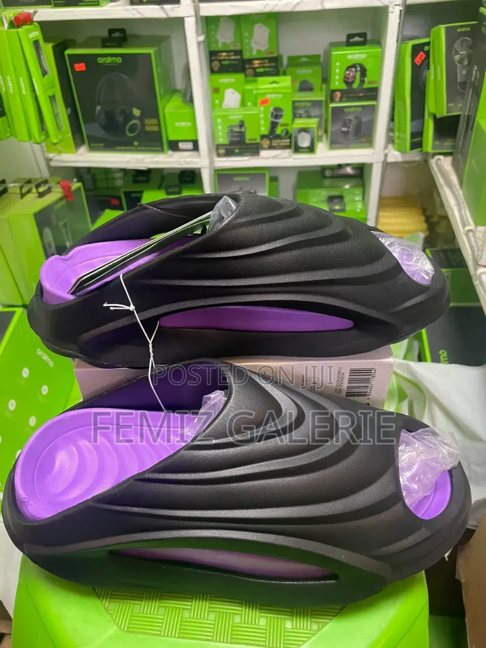 Oraimo Crestfrom Ergonomic Anti-Skid Slipper