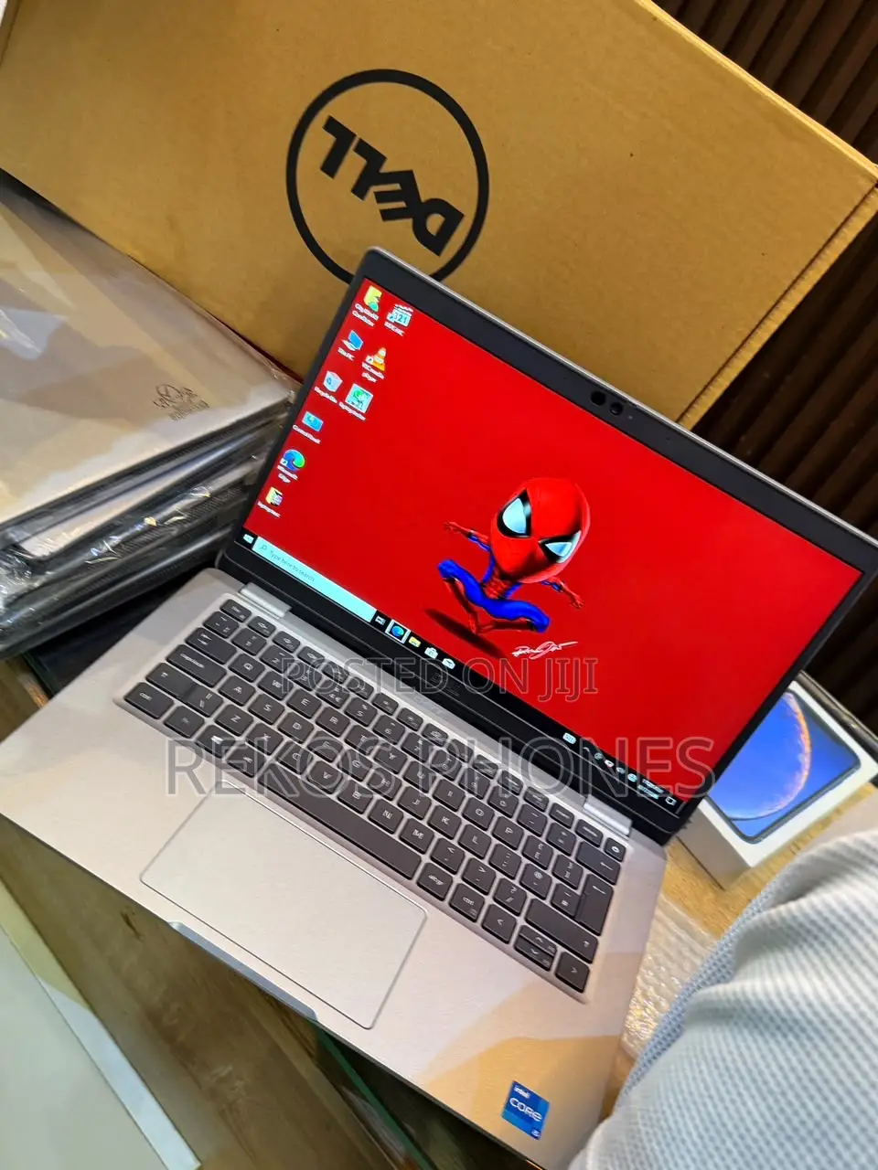 New Laptop Dell Latitude 5320 16GB Intel Core i5 SSD 256GB