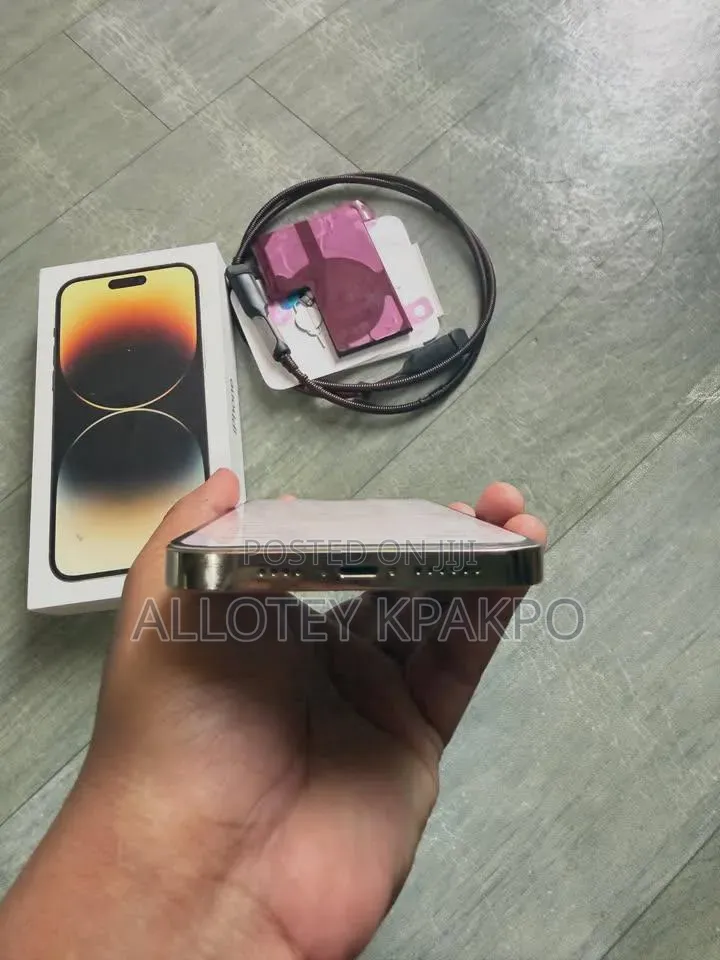 Apple iPhone 14 Pro Max 256 GB Gold