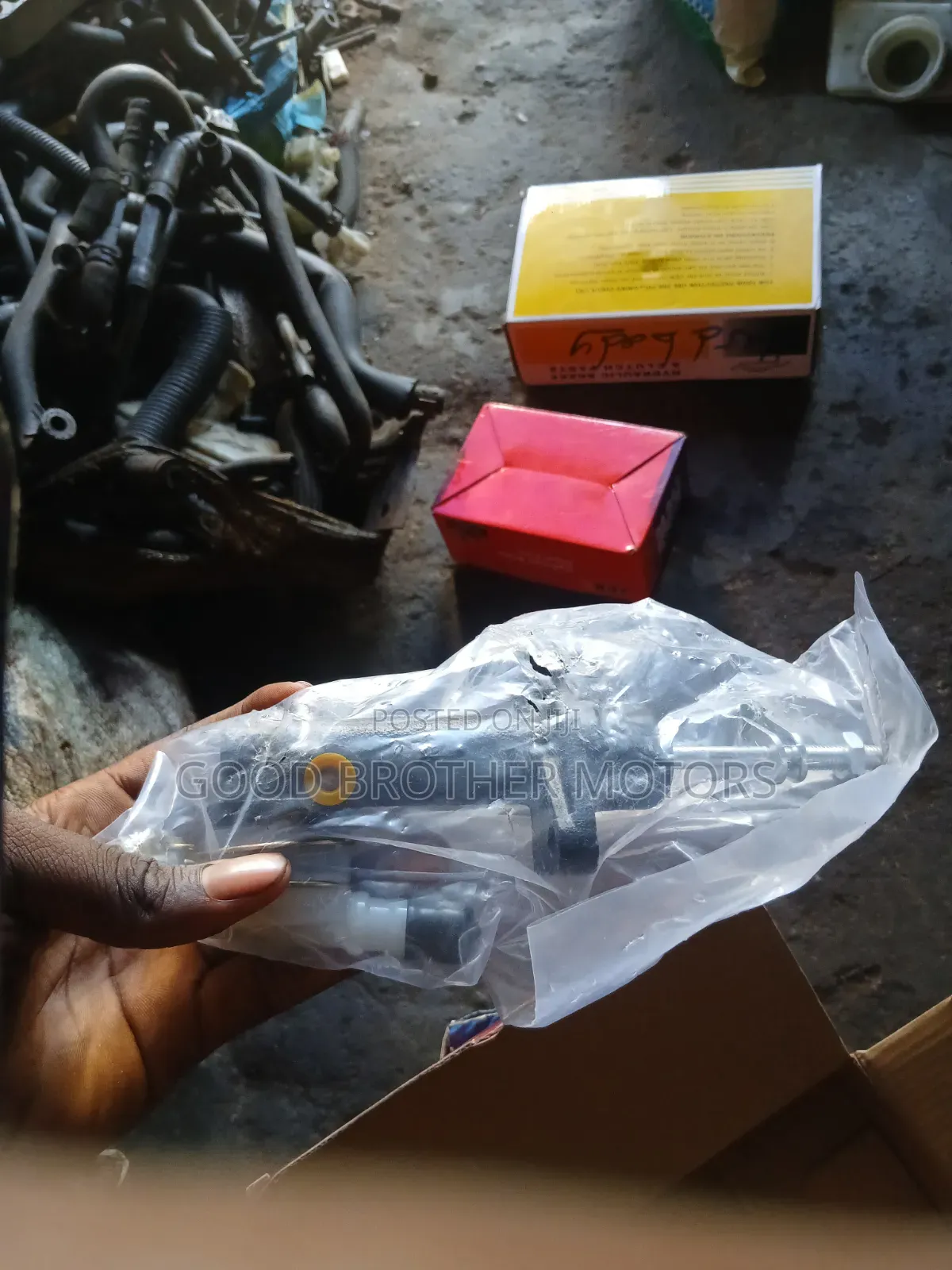 Nissan TD Top Clutch Pot