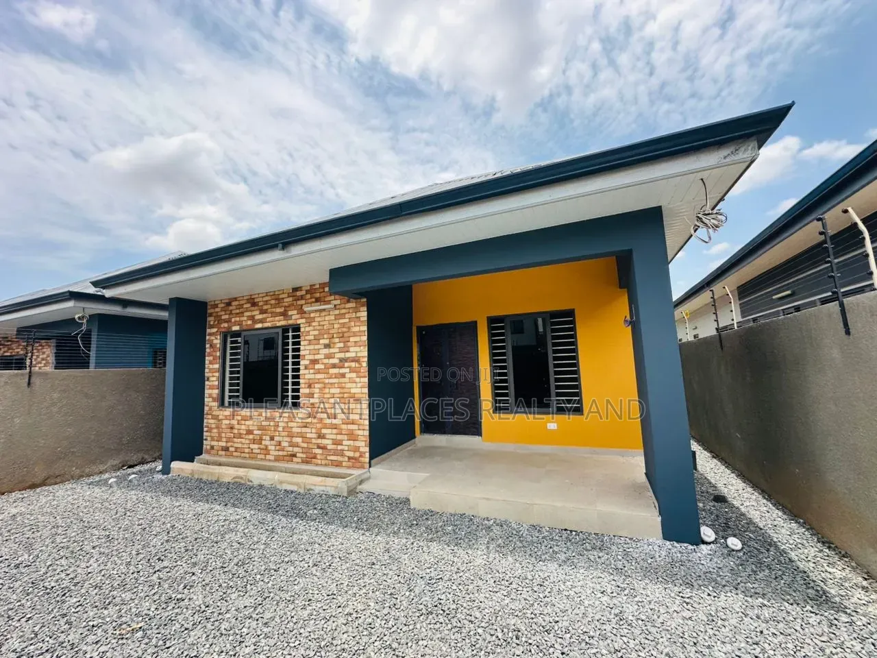 2bdrm House in Pleasantplaces, Ghana Flag for sale