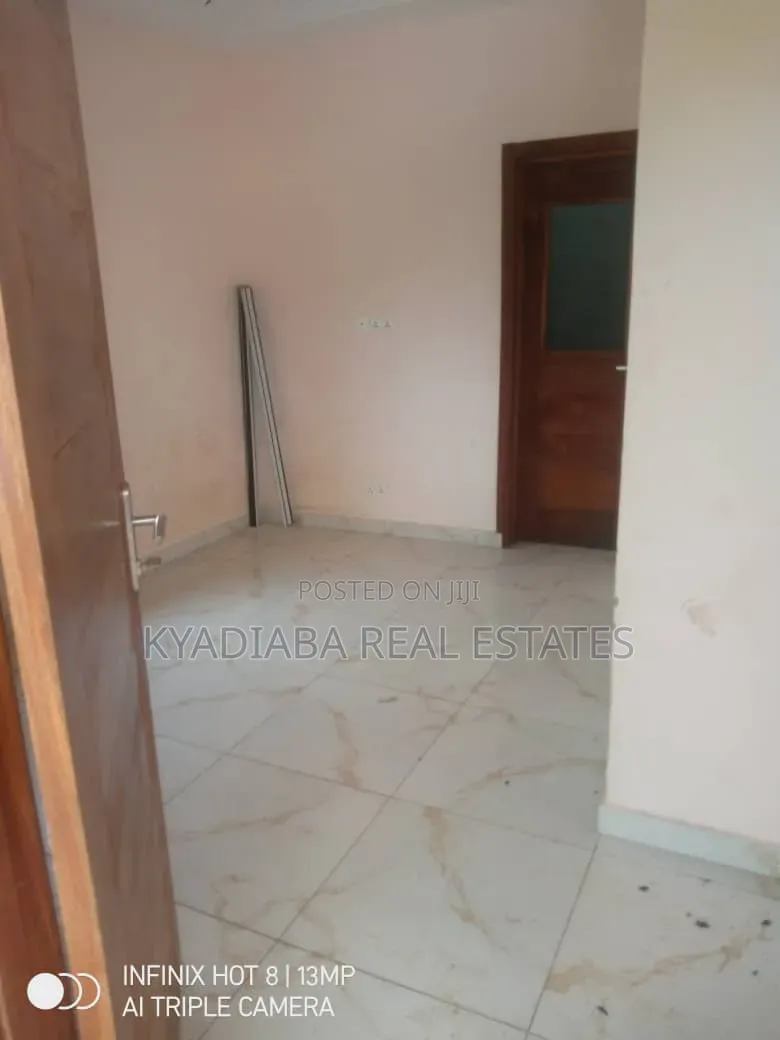 1bdrm Apartment in Kyadiaba Estate, Olebu for rent