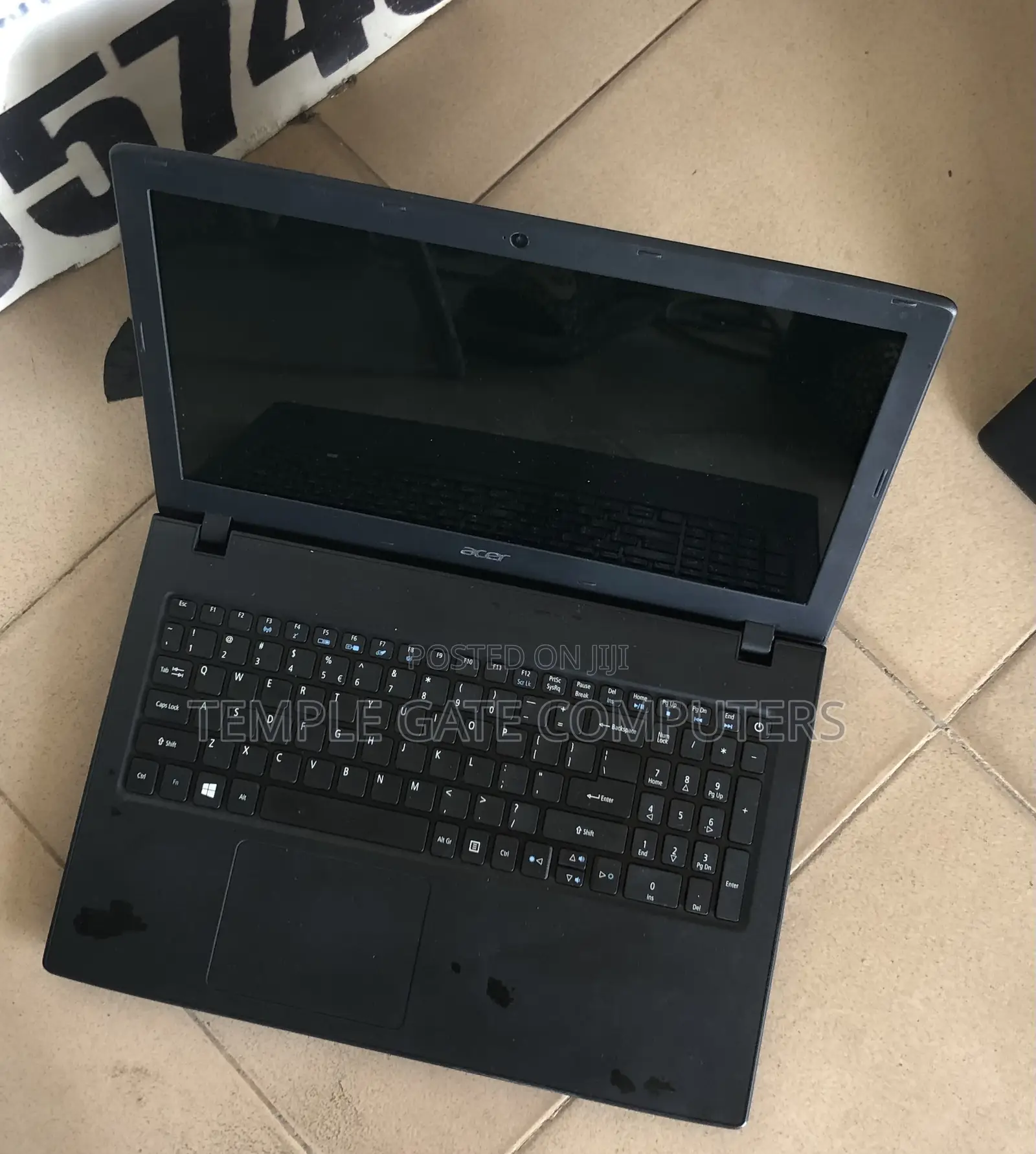 Laptop Acer Aspire E5-576 8GB Intel Core i3 SSD 256GB