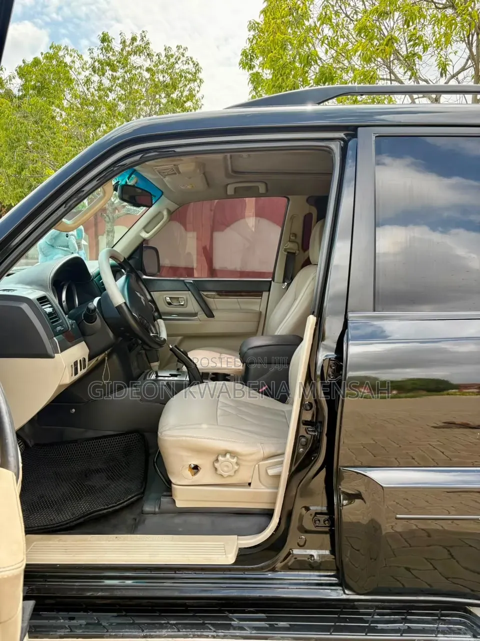 Mitsubishi Pajero 2015 Black