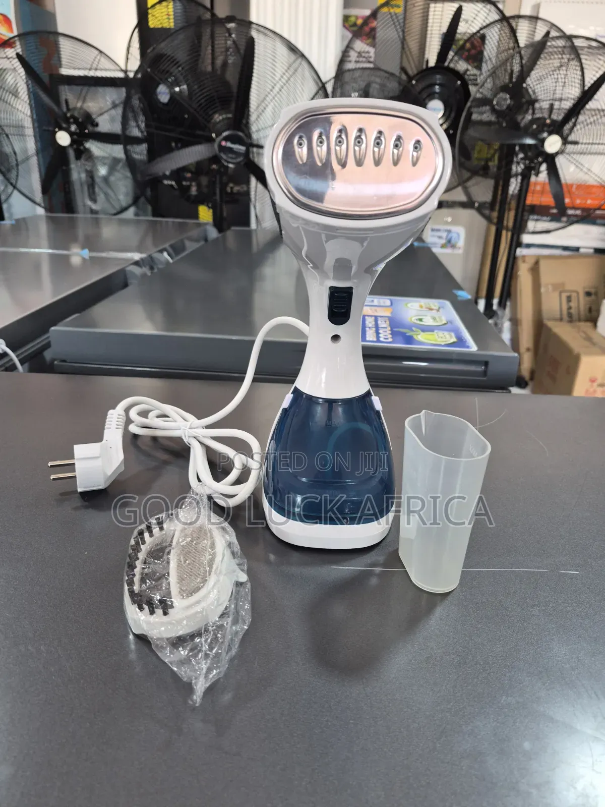 Decakila 1500W Handheld Garment Steamer