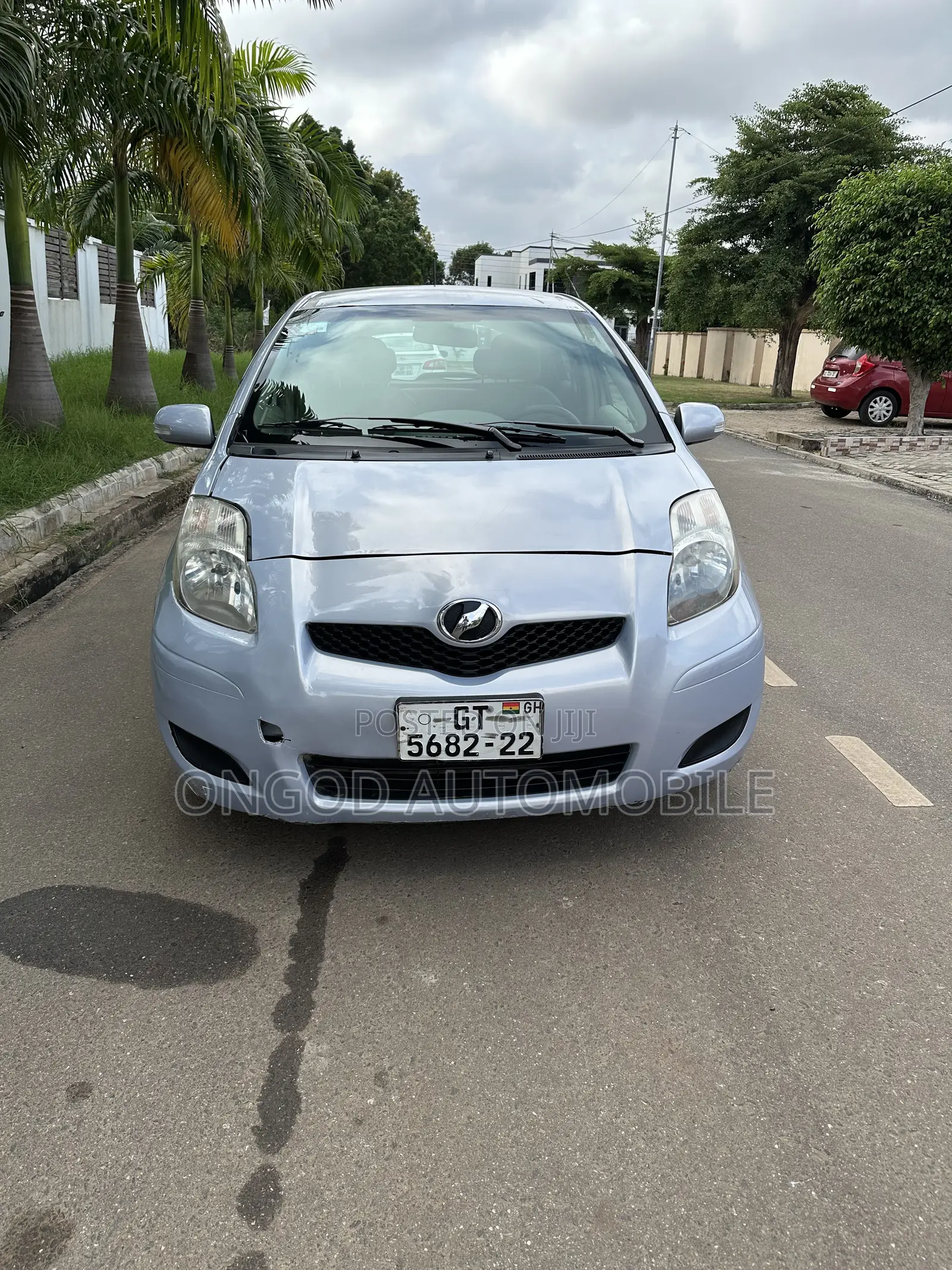 Toyota Vitz 1.0 FWD 3dr 2010 Silver