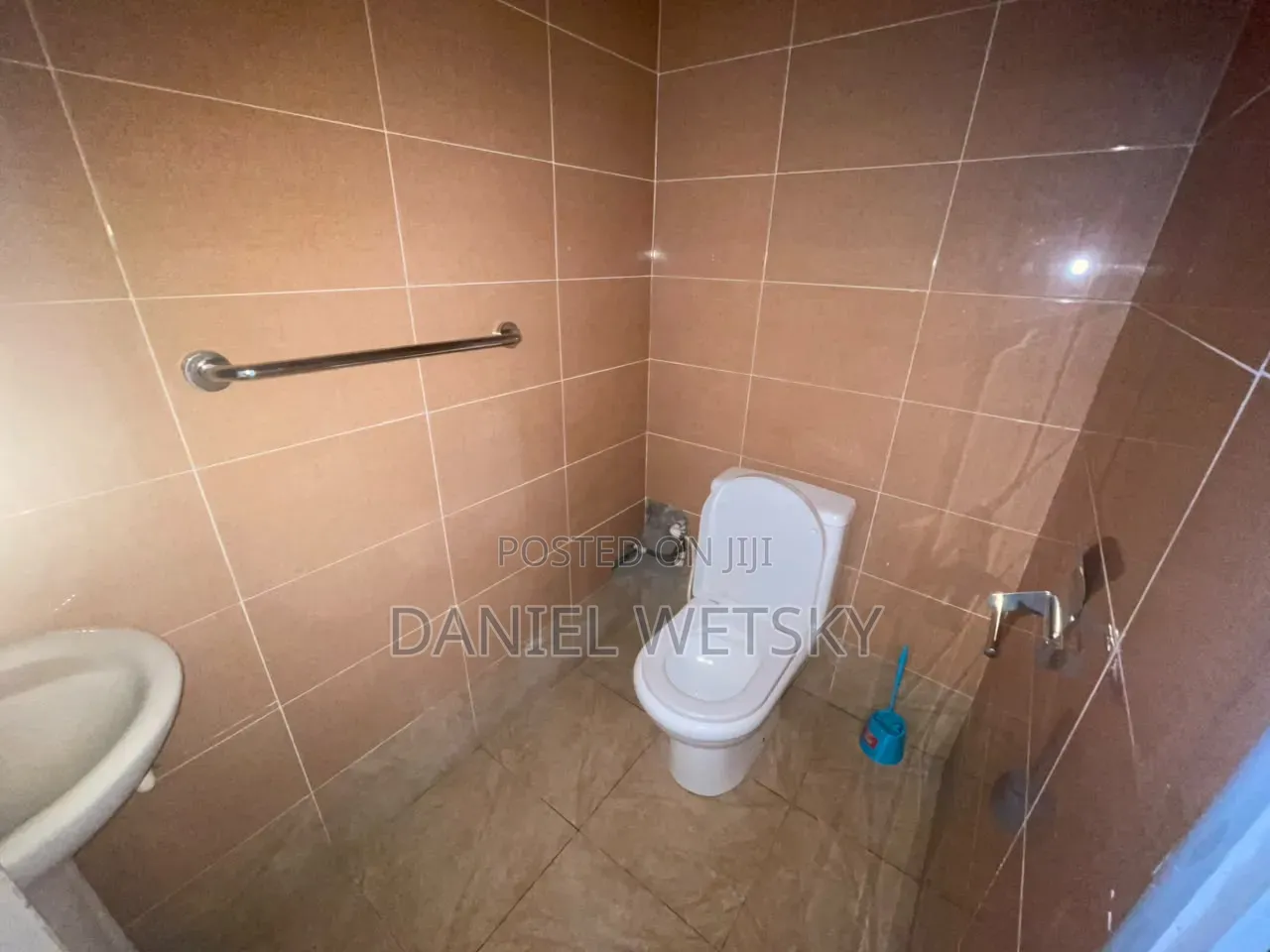 2bdrm Apartment in Anyaa Market for rent
