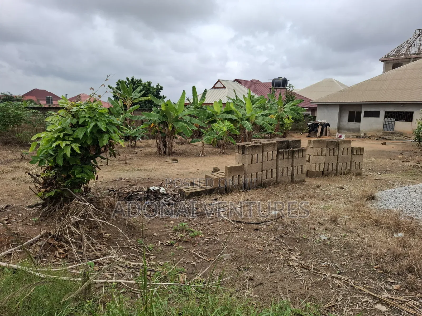 Half Plot of Land for Sale in Sokoban Kwaso