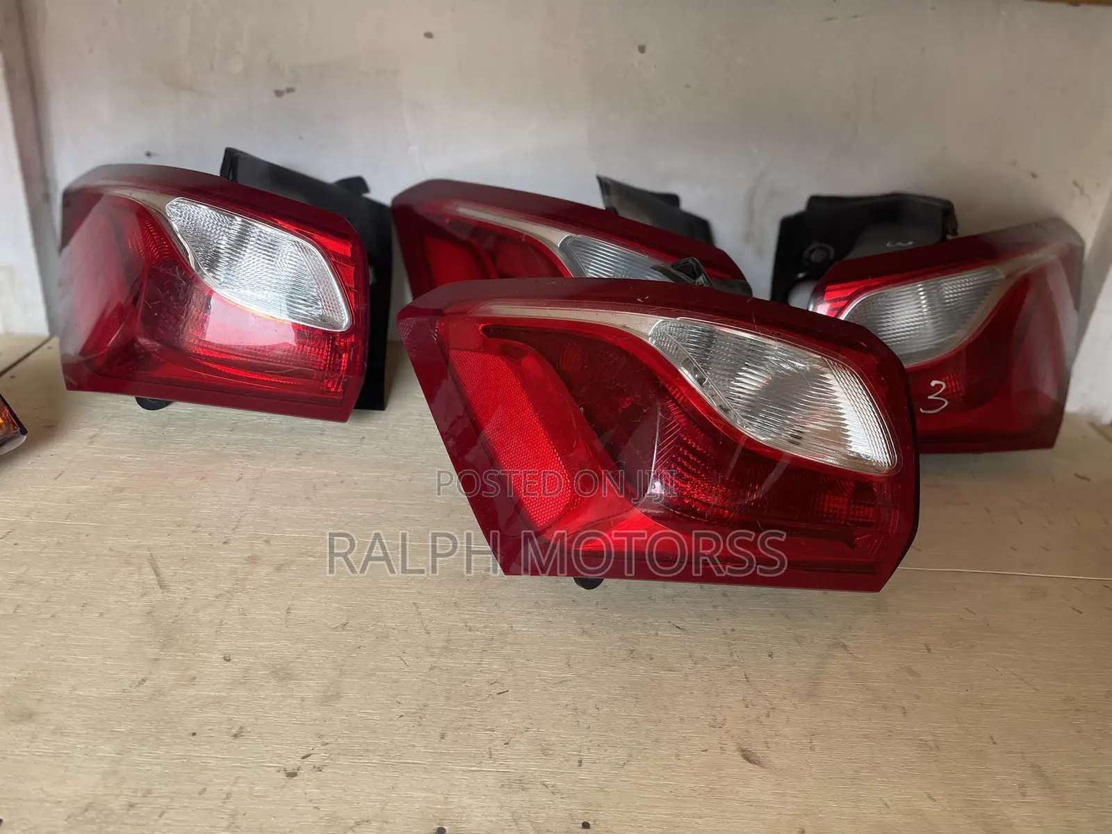 Chevrolet Equinox 2018-2020 Taillight