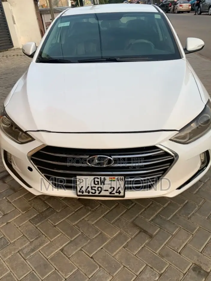 Hyundai Elantra 2017 White