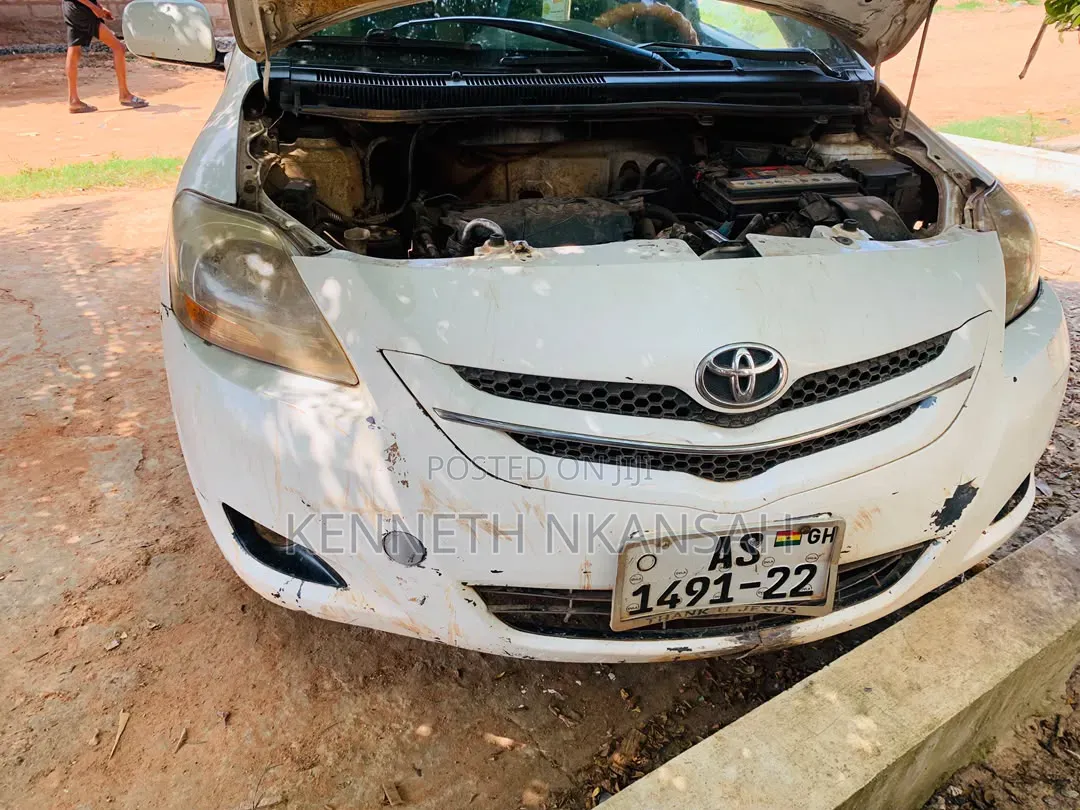 Toyota Belta 2010 White