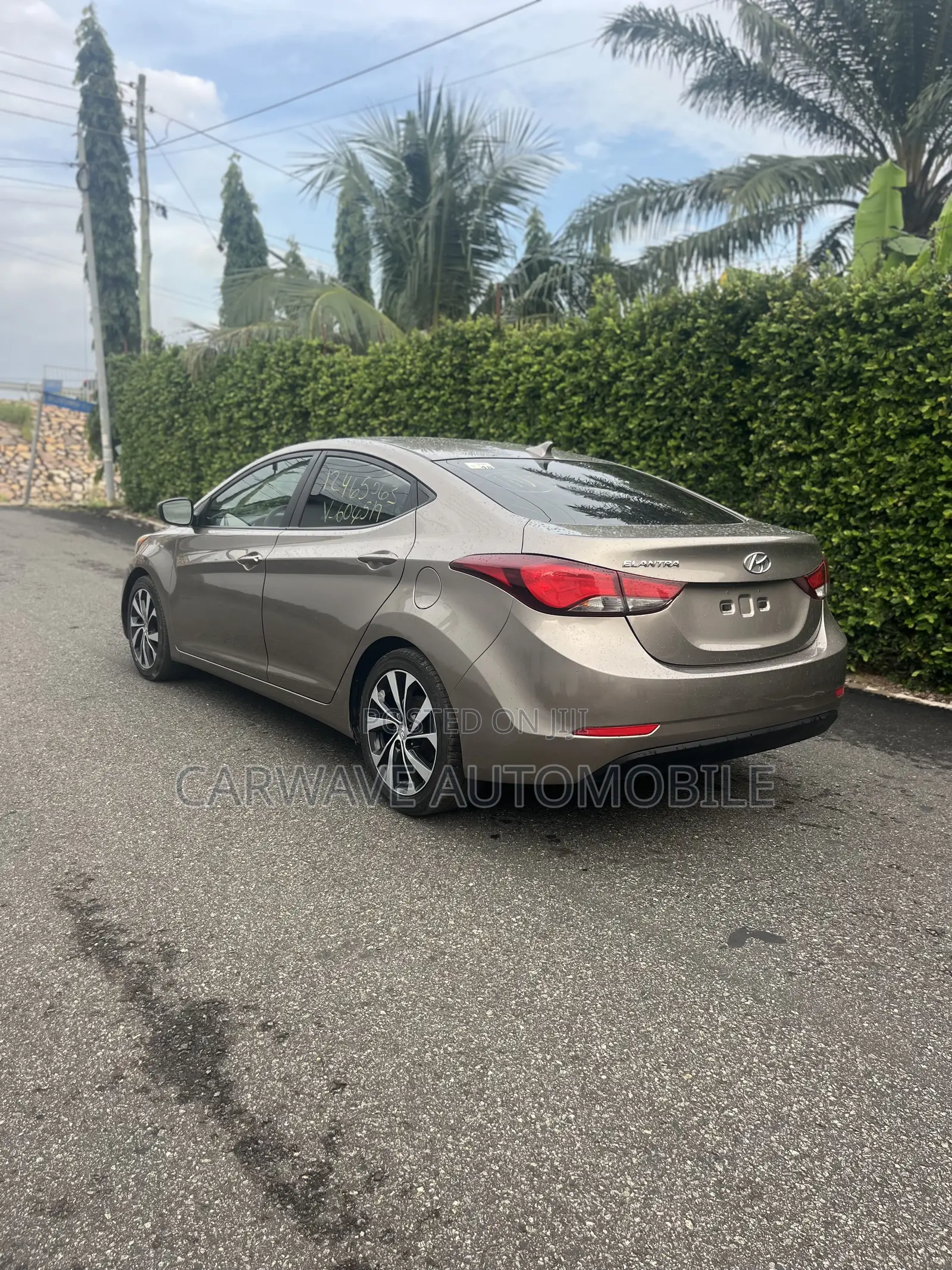 Hyundai Elantra 2015 Silver