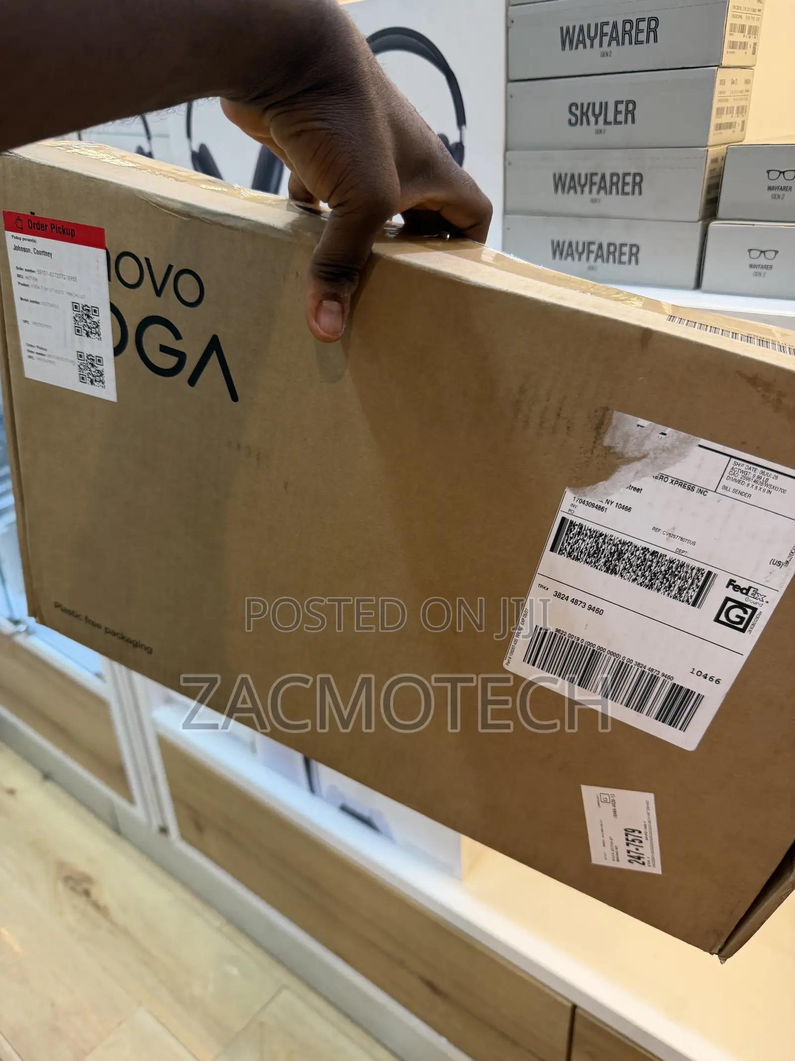 New Laptop Lenovo Yoga 7i 16GB Intel Core Ultra 7 SSD 512GB