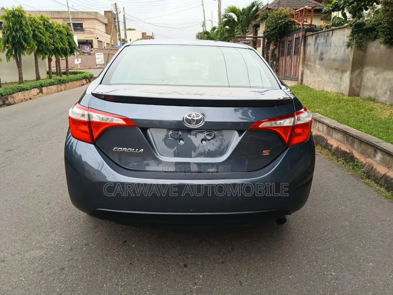 Toyota Corolla S 4dr Sedan (1.8L 4cyl CVT) 2015 Gray