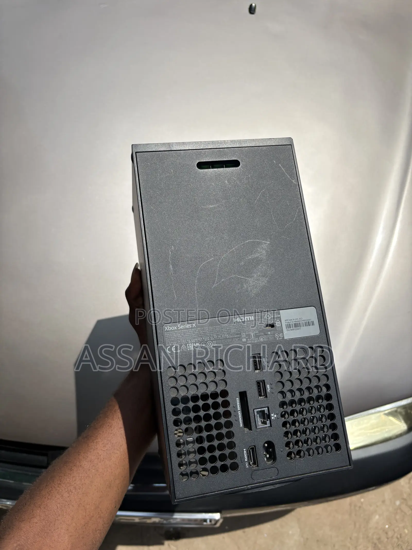 Xbox Series X With Controller Available