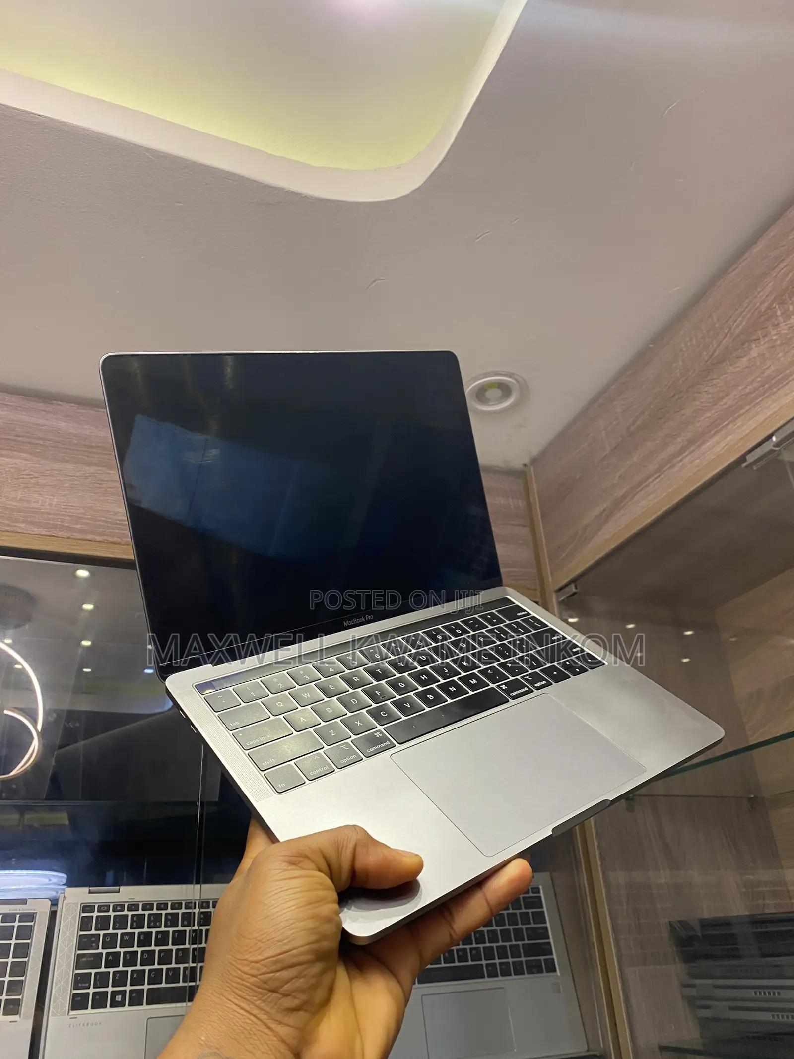 Laptop Apple MacBook Pro 2019 8GB Intel Core i5 SSD 128GB
