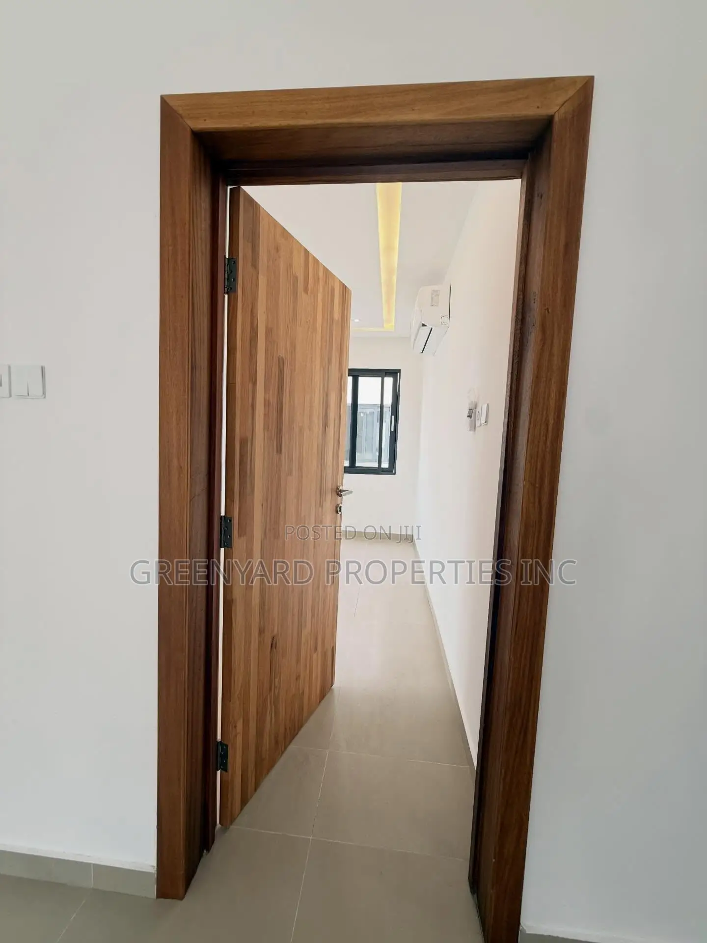 4bdrm Townhouse / Terrace in Anc, East Legon for rent