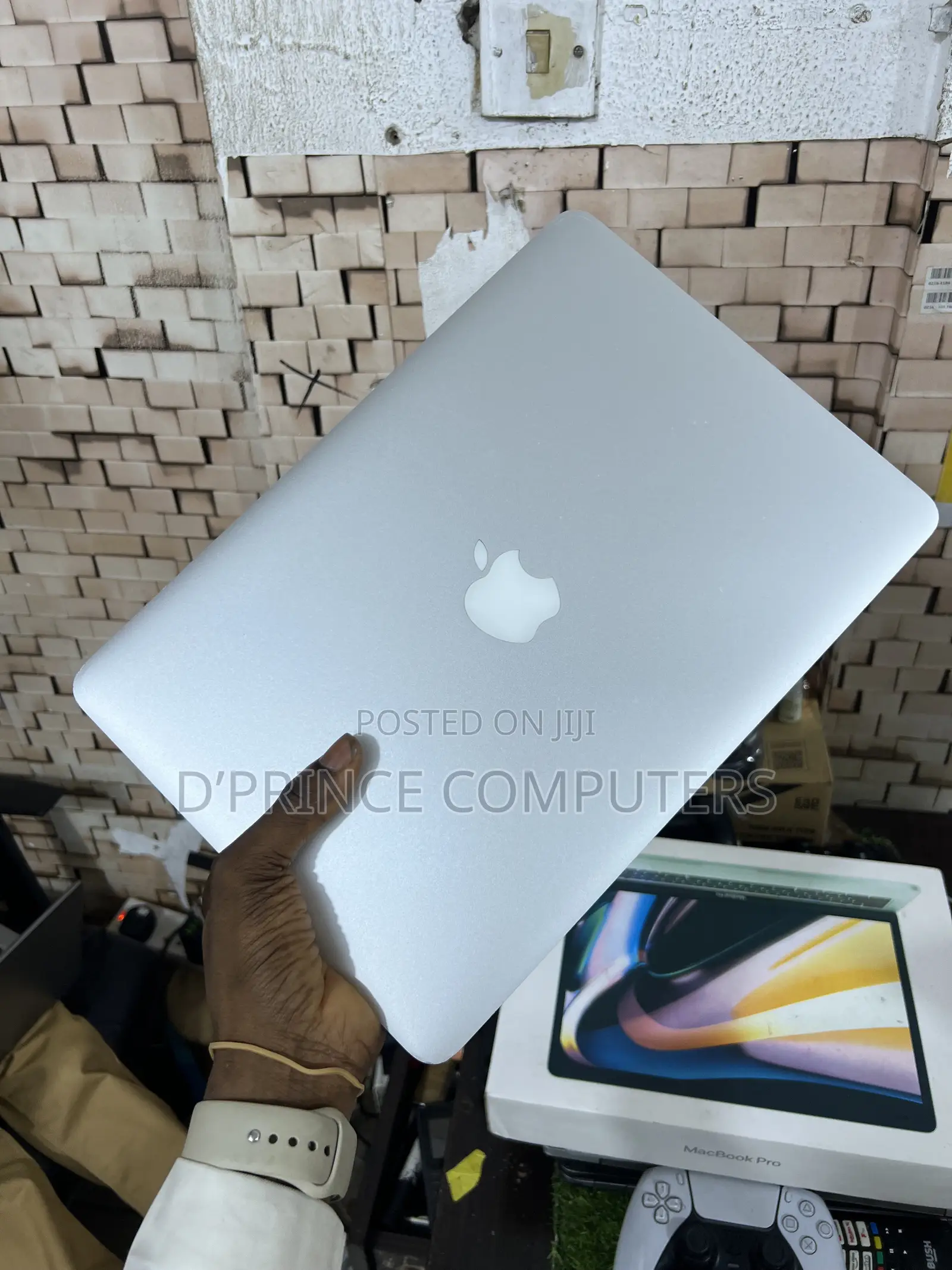 Laptop Apple MacBook Pro 8GB Intel Core i5 SSD 128GB