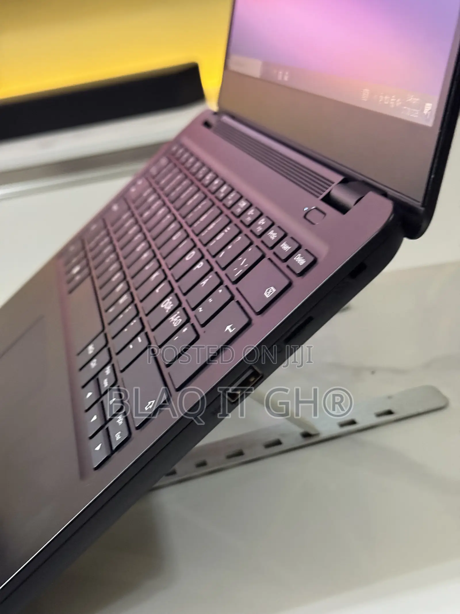 Laptop Lenovo 4GB AMD SSD 128GB