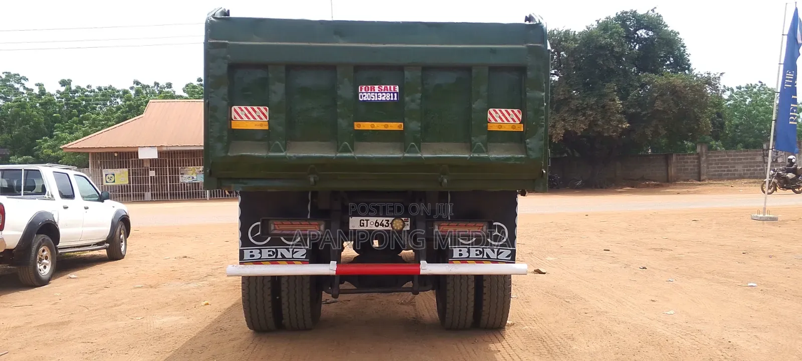 Mercedes-Benz Single Axle Tipper Truck 1996 Green