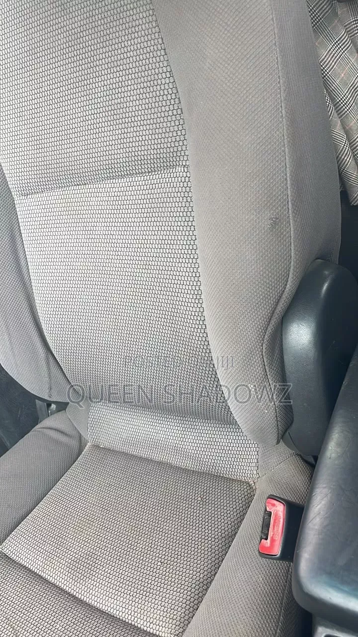 Pontiac Vibe 2006 Red
