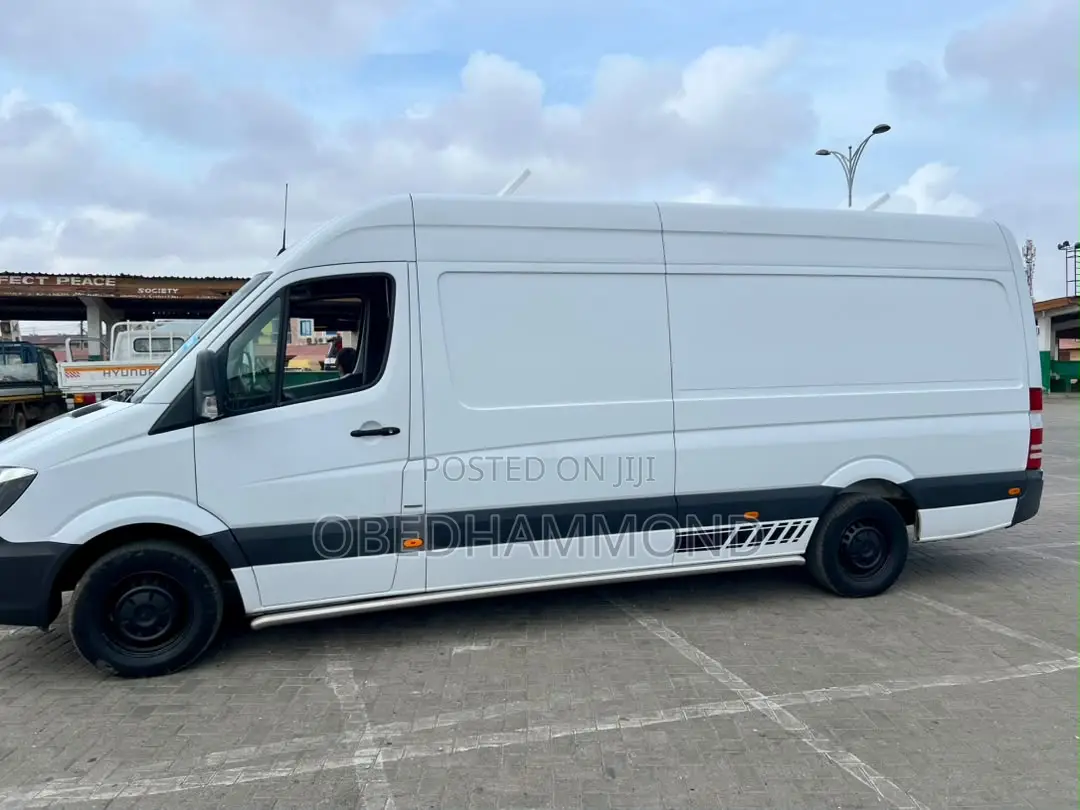 Mercedes-Benz Sprinter 2017 White