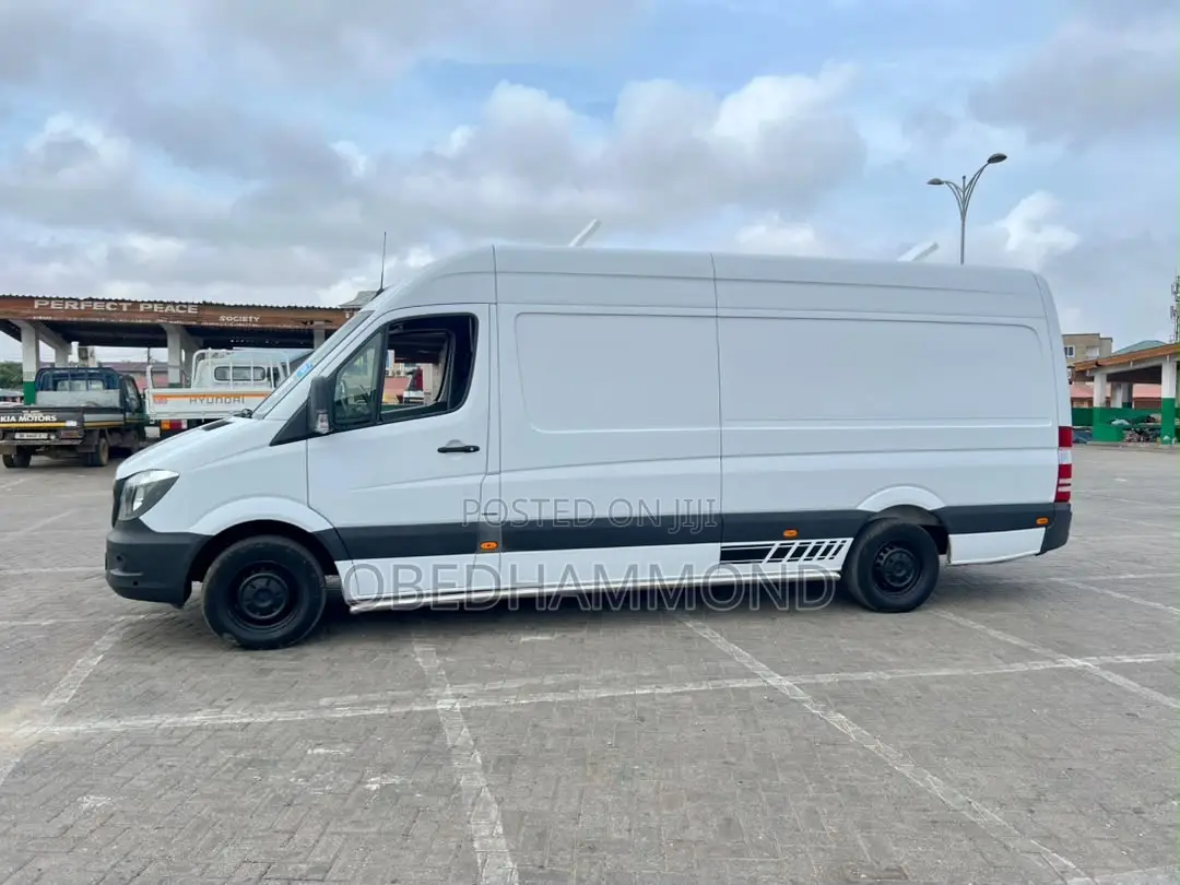Mercedes-Benz Sprinter 2017 White